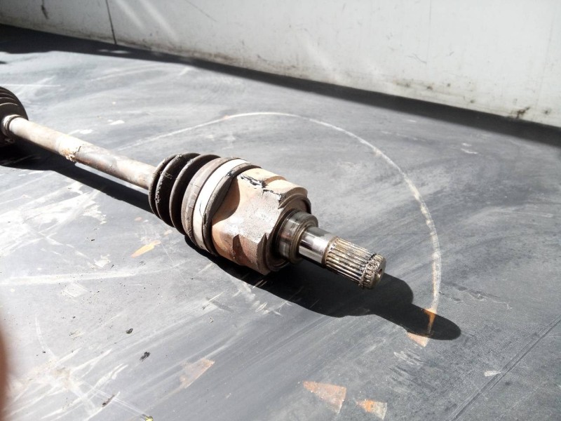 Recambio de transmision delantera izquierda para kia cee´d sporty wagon drive referencia OEM IAM   P1-B6-13