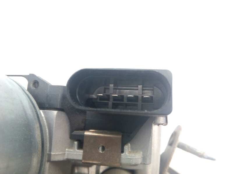 Recambio de motor limpia delantero para volvo v40 r-design kinetic referencia OEM IAM 3397021423 31276048 E1-A5-4-2