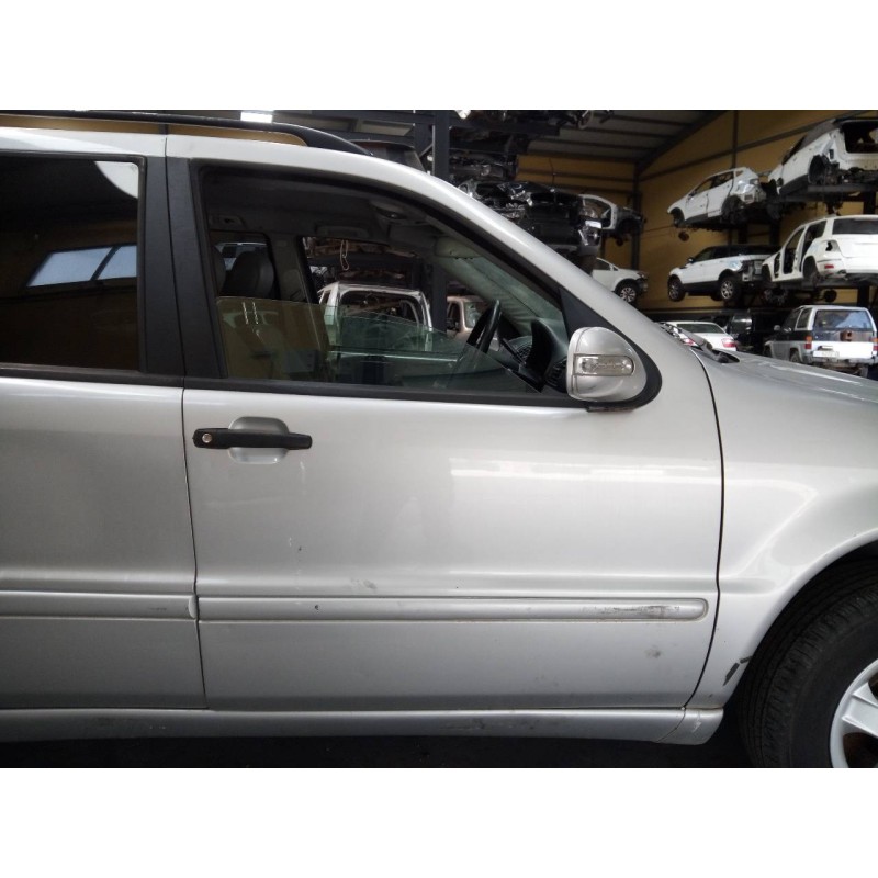 Recambio de puerta delantera derecha para mercedes-benz clase m (w163) 270 cdi (163.113) referencia OEM IAM   