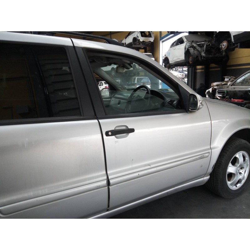 Recambio de puerta delantera derecha para mercedes-benz clase m (w163) 270 cdi (163.113) referencia OEM IAM   