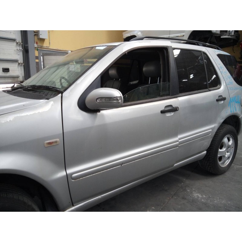 Recambio de puerta delantera izquierda para mercedes-benz clase m (w163) 270 cdi (163.113) referencia OEM IAM   