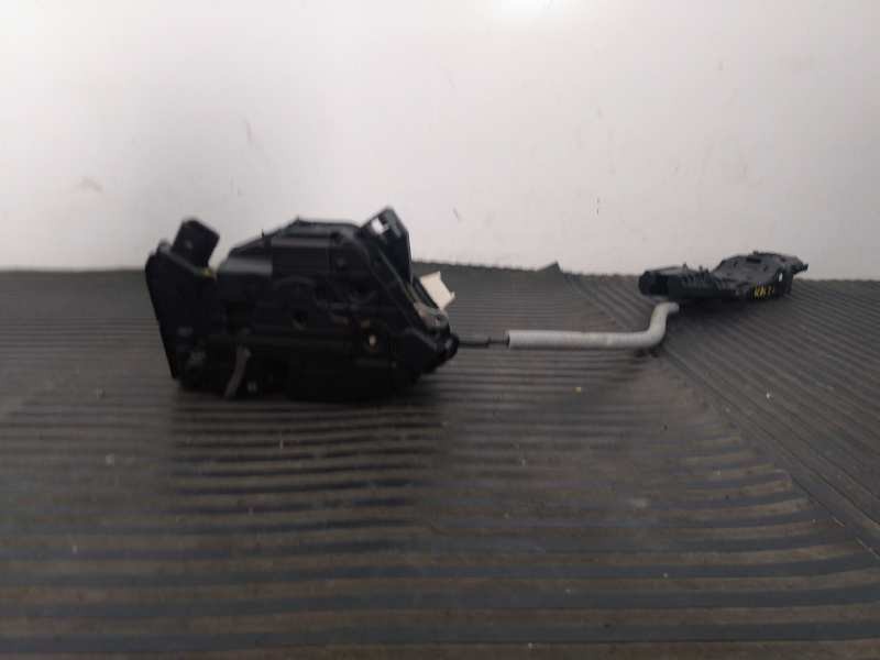 Recambio de cerradura puerta trasera izquierda para volkswagen tiguan (5n1) advance bluemotion referencia OEM IAM 05A5N0839015G 