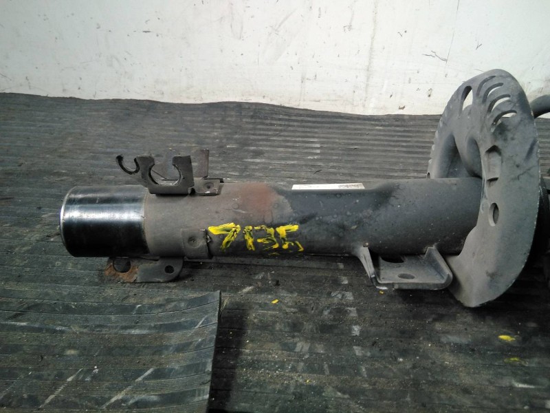 Recambio de amortiguador delantero derecho para skoda spaceback (5h) ambition referencia OEM IAM 6R0413031BE  P1-B4-35