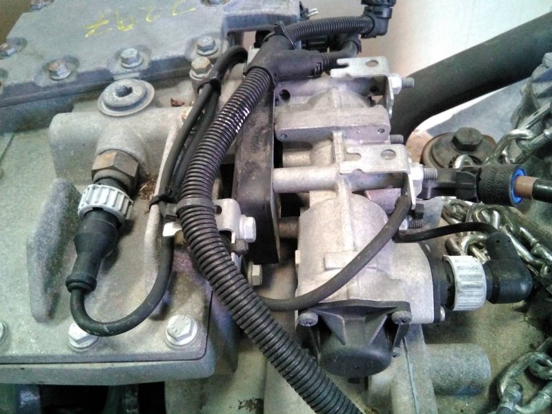 Recambio de caja cambios para renault magnum ab 2005 12.8 diesel referencia OEM IAM AT2612D 5V3336A109 M1-A1-160