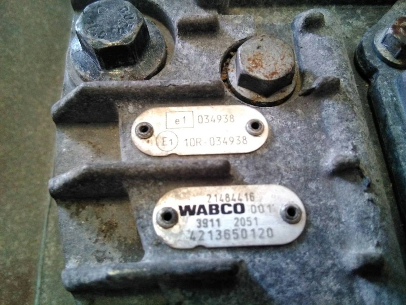 Recambio de caja cambios para renault magnum ab 2005 12.8 diesel referencia OEM IAM AT2612D 5V3336A109 M1-A1-160