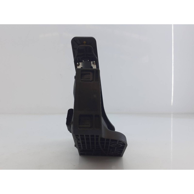 Recambio de pedal acelerador para mercedes-benz clase e lim. (w213) e 220 d (213.004) referencia OEM IAM A2053000004  E3-A1-5-4