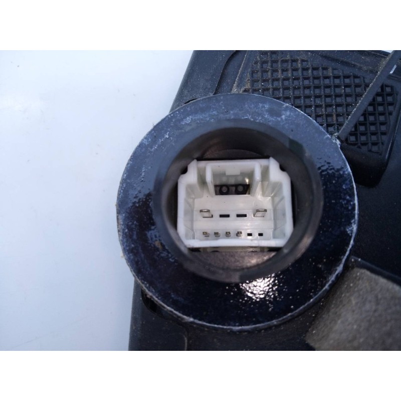 Recambio de cerradura puerta delantera izquierda para toyota land cruiser (j12) 3.0 d-4d gx referencia OEM IAM   E2-B4-10-2