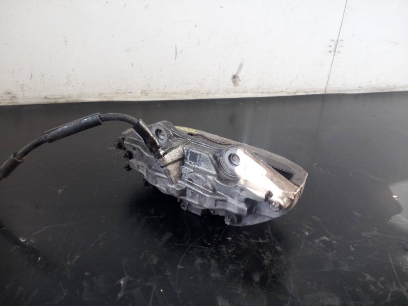Recambio de pinza freno delantera izquierda para mercedes-benz clase e lim. (w213) e 220 d (213.004) referencia OEM IAM 10181  P