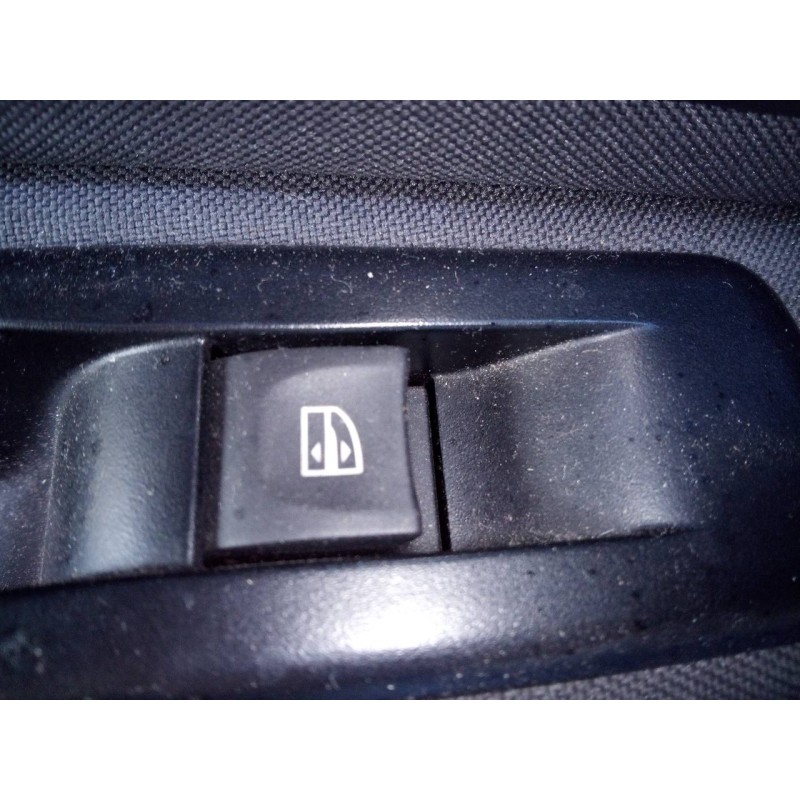 Recambio de mando elevalunas trasero izquierdo para renault scenic iii grand dynamique referencia OEM IAM   