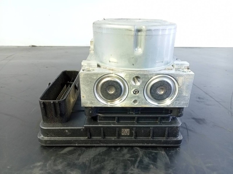 Recambio de abs para volkswagen golf viii lim. (cd1) life referencia OEM IAM 5WA614517BL  P3-B8-27-1
