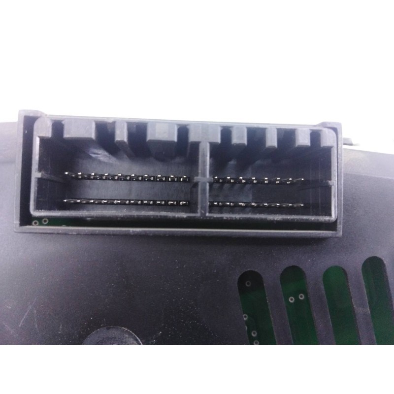 Recambio de cuadro instrumentos para hyundai i20 city s referencia OEM IAM 940131J201 A2C83117200 E2-B5-2-2