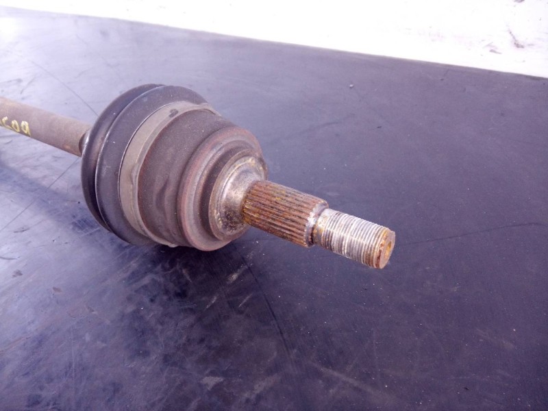 Recambio de transmision delantera izquierda para peugeot 308 active referencia OEM IAM 9677561480  P1-A6-19