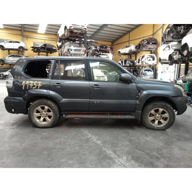 toyota land cruiser (j12) del año 2004