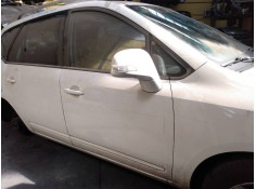 Recambio de puerta delantera derecha para kia carens (un) active referencia OEM IAM    2