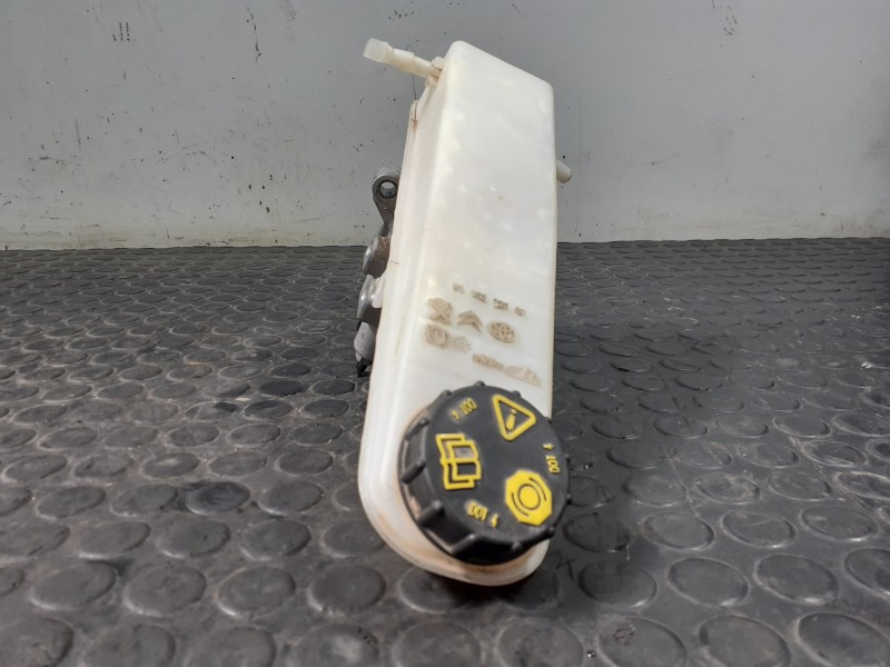 Recambio de bomba freno para peugeot expert combi 1.6 blue-hdi fap referencia OEM IAM 9805232280  P3-B9-4-2