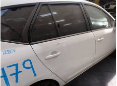 Recambio de puerta trasera derecha para kia carens (un) active referencia OEM IAM    2