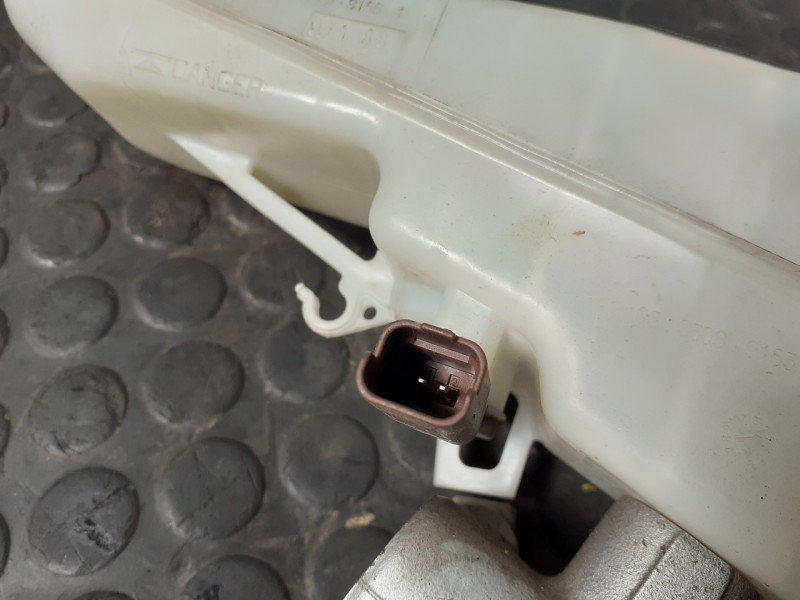 Recambio de bomba freno para peugeot expert combi 1.6 blue-hdi fap referencia OEM IAM 9805232280  P3-B9-4-2