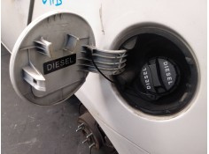 Recambio de tapa exterior combustible para kia carens (un) active referencia OEM IAM    2