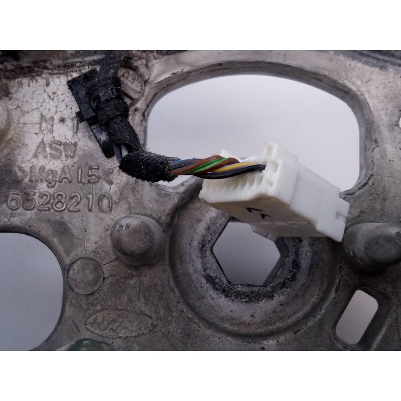 Recambio de volante para ford transit courier trend referencia OEM IAM 6328210  E2-B3-38-1