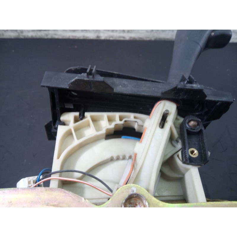Recambio de palanca cambio para chrysler jeep gr.cherokee (wj/wg) 3.1 td laredo referencia OEM IAM P52104374AACTC288990406  P2-A