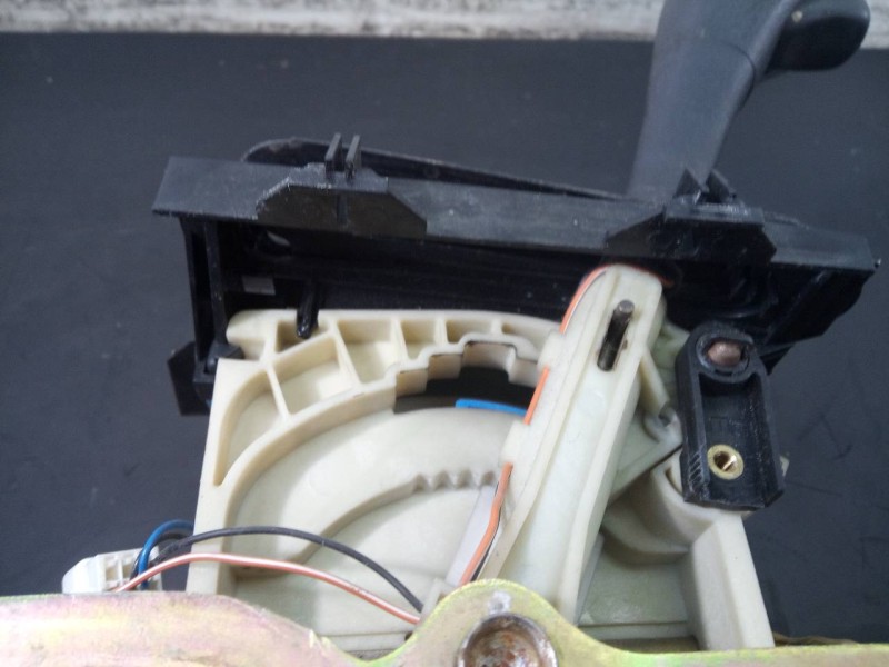 Recambio de palanca cambio para chrysler jeep gr.cherokee (wj/wg) 3.1 td laredo referencia OEM IAM P52104374AACTC288990406  P2-A