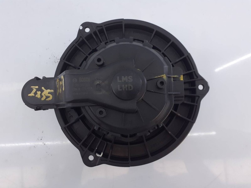 Recambio de ventilador calefaccion para hyundai ix35 comfort 2wd referencia OEM IAM F00S3B2441 130429084752 E3-A3-44-1