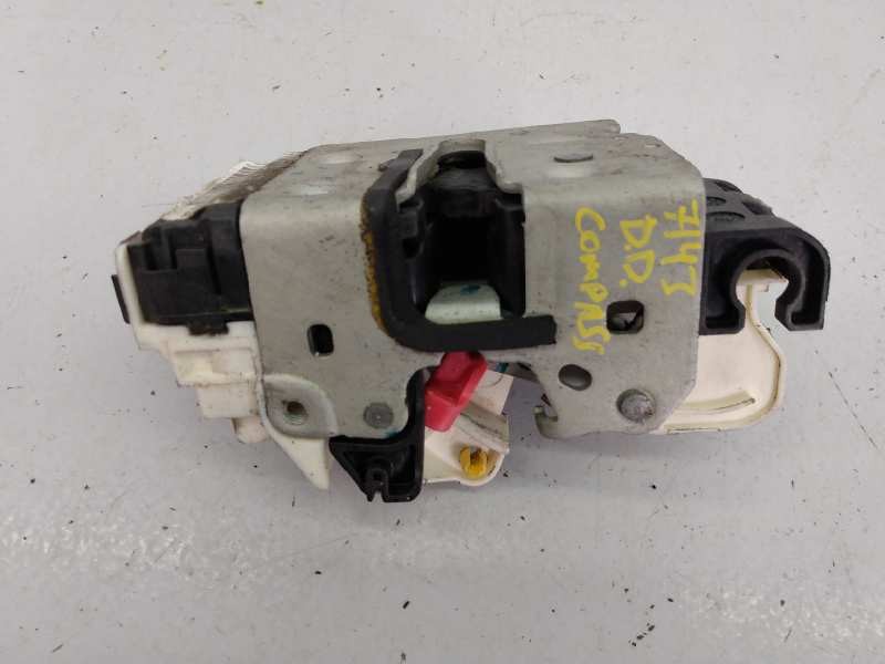 Recambio de cerradura puerta delantera derecha para chrysler jeep compass limited 4x4 referencia OEM IAM P04589422AGA T52KD2360 