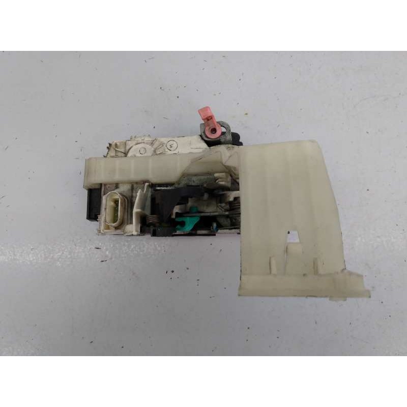 Recambio de cerradura puerta trasera izquierda para chrysler jeep compass limited 4x4 referencia OEM IAM P04589651ACA T5DKD2310 