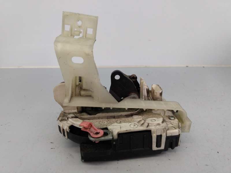 Recambio de cerradura puerta trasera izquierda para chrysler jeep compass limited 4x4 referencia OEM IAM P04589651ACA T5DKD2310 