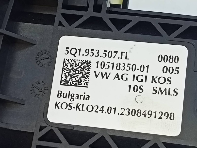 Recambio de mando intermitentes para volkswagen golf viii lim. (cd1) life referencia OEM IAM 5Q1953507FL 1051835001 E2-A1-38-7