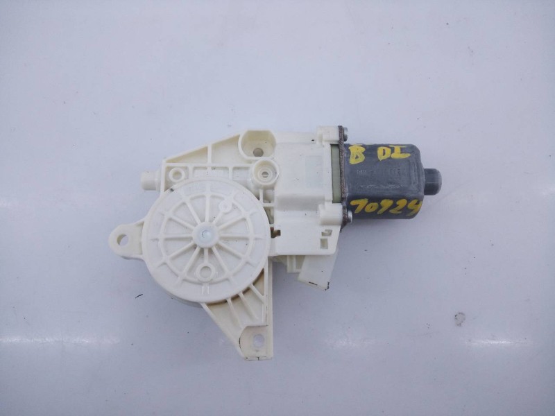 Recambio de motor elevalunas delantero izquierdo para mercedes-benz clase b (w246) b 180 cdi be (246.200) referencia OEM IAM 013