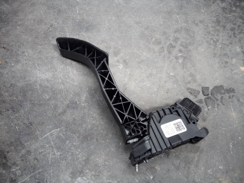 Recambio de pedal acelerador para volkswagen golf viii lim. (cd1) life referencia OEM IAM 5Q1723503K 6PV01062181 