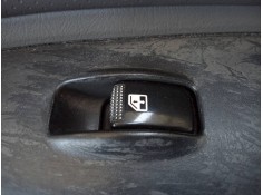 MANDO ELEVALUNAS TRASERO IZQUIERDO 