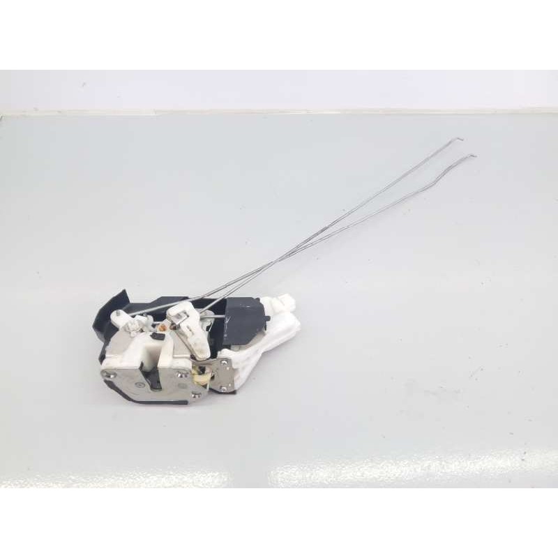 Recambio de cerradura puerta trasera izquierda para mitsubishi montero (v80/v90) 3.2 di-d invite (5-ptas.) referencia OEM IAM 57