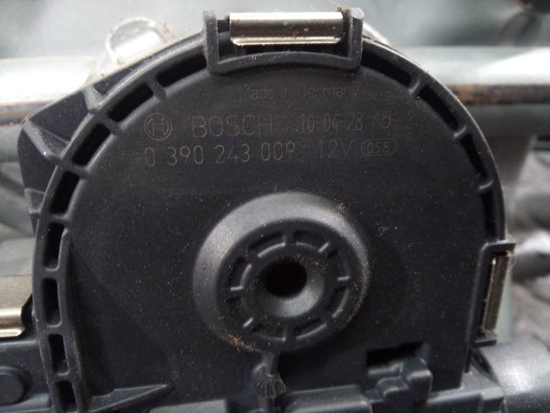 Recambio de motor limpia delantero para opel meriva b cosmo referencia OEM IAM 0390243009 3397021103 P2-B12