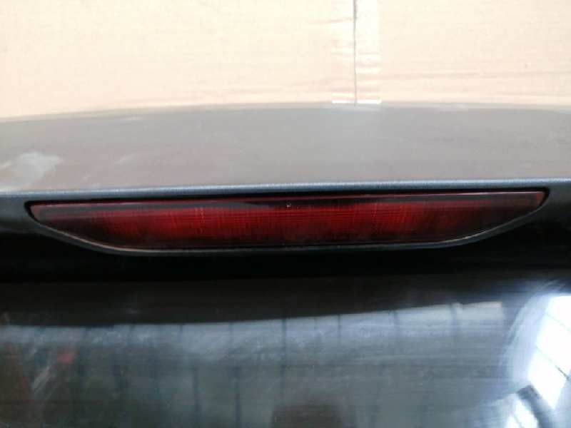 Recambio de porton trasero para chrysler jeep compass limited 4x4 referencia OEM IAM   E4-A1-2