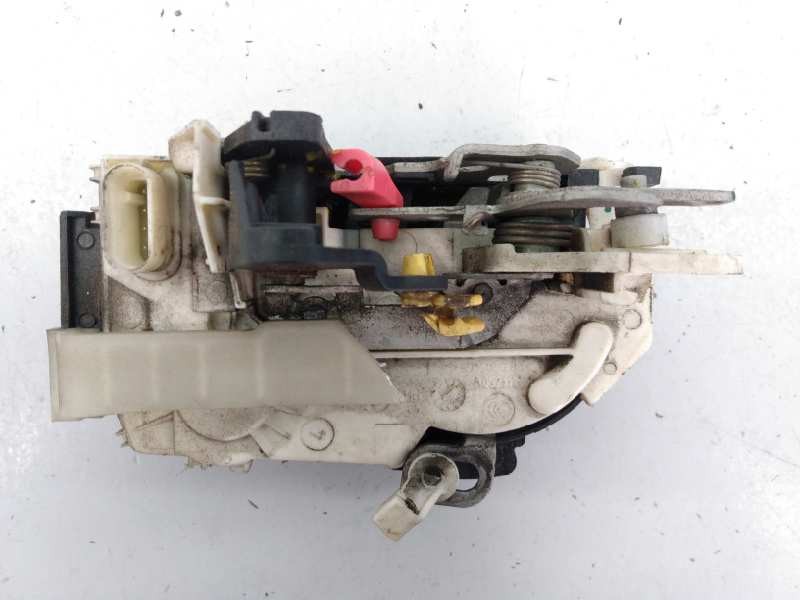 Recambio de cerradura puerta trasera derecha para chrysler jeep compass limited 4x4 referencia OEM IAM P04589650ACA T6CKD2320 E1