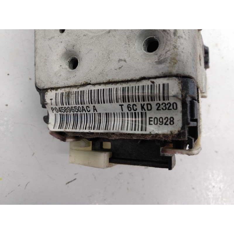 Recambio de cerradura puerta trasera derecha para chrysler jeep compass limited 4x4 referencia OEM IAM P04589650ACA T6CKD2320 E1