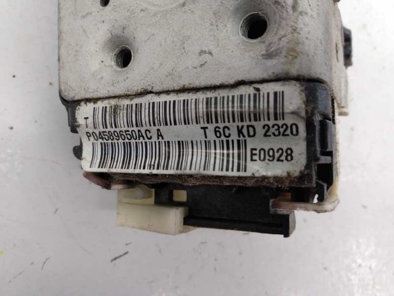 Recambio de cerradura puerta trasera derecha para chrysler jeep compass limited 4x4 referencia OEM IAM P04589650ACA T6CKD2320 E1