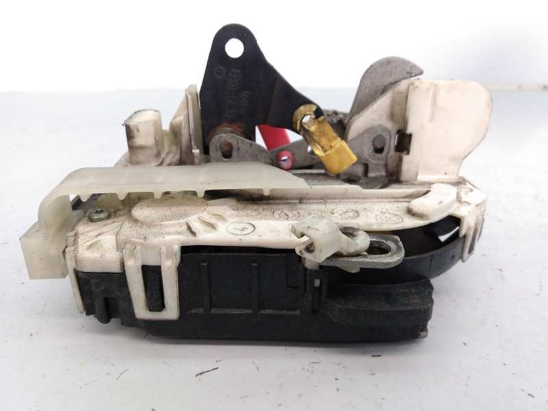 Recambio de cerradura puerta trasera derecha para chrysler jeep compass limited 4x4 referencia OEM IAM P04589650ACA T6CKD2320 E1