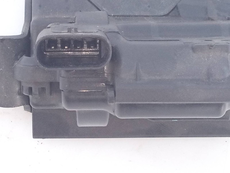 Recambio de cerradura maletero / porton para jeep renegade longitude fwd referencia OEM IAM 52065353  E1-B5-7-1