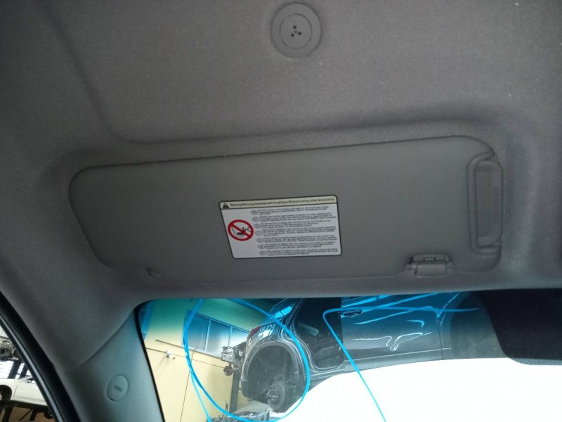 Recambio de parasol izquierdo para kia sportage drive 4x2 referencia OEM IAM   