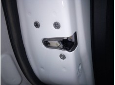 CERRADURA PUERTA TRASERA IZQUIERDA 