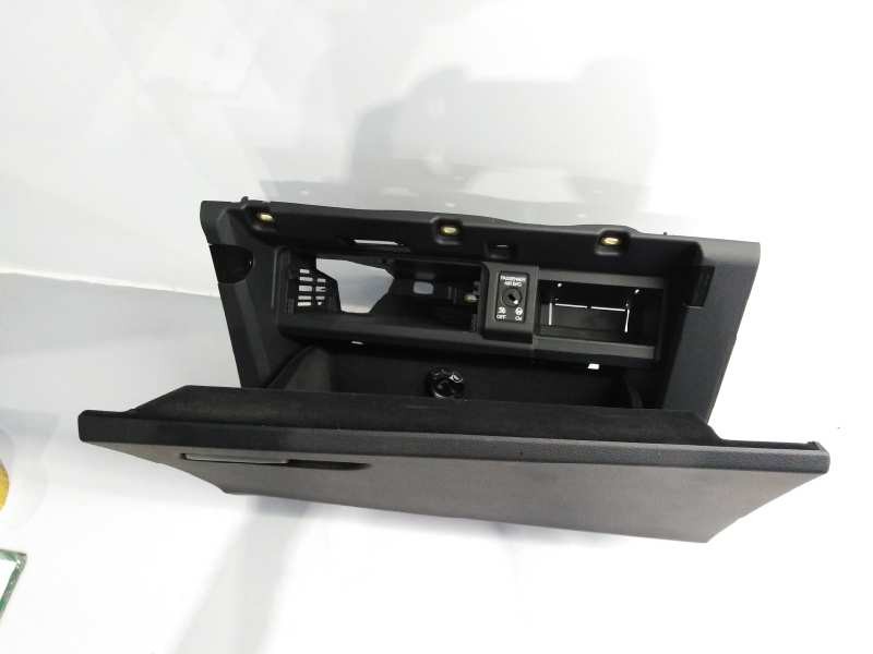 Recambio de guantera para audi q5 (fyb) s line quattro referencia OEM IAM 80B857035A  P2-A2-3