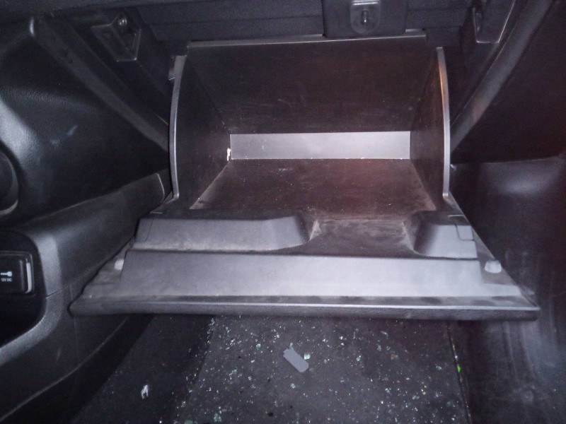 Recambio de guantera para jeep renegade longitude fwd referencia OEM IAM   