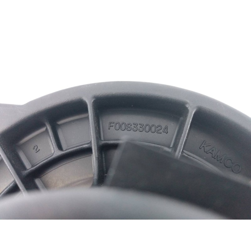 Recambio de ventilador calefaccion para hyundai tucson (jm) 2.0 crdi comfort (4wd) referencia OEM IAM F00S330024  E2-B5-29-1