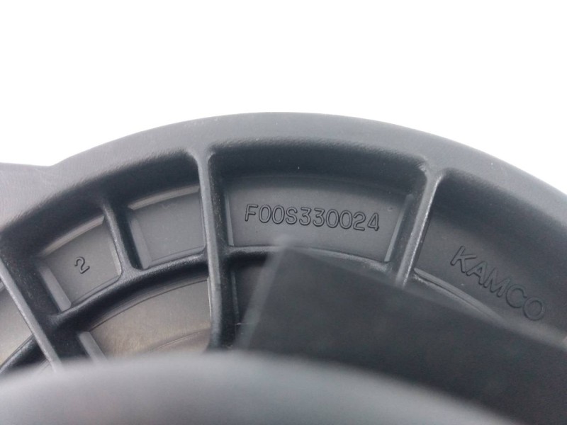 Recambio de ventilador calefaccion para hyundai tucson (jm) 2.0 crdi comfort (4wd) referencia OEM IAM F00S330024  E2-B5-29-1