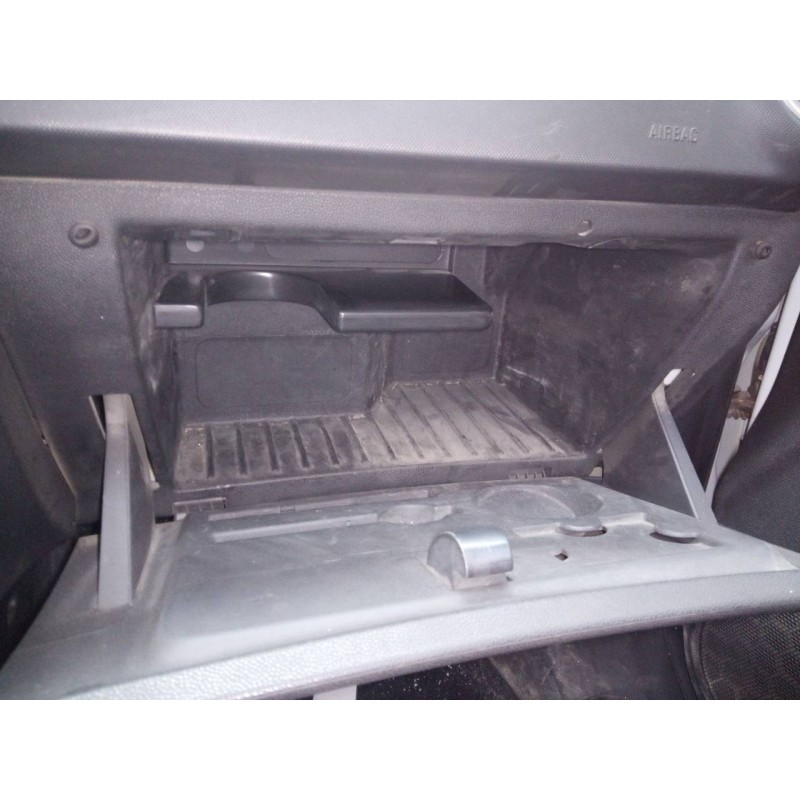 Recambio de guantera para opel corsa d selective referencia OEM IAM   