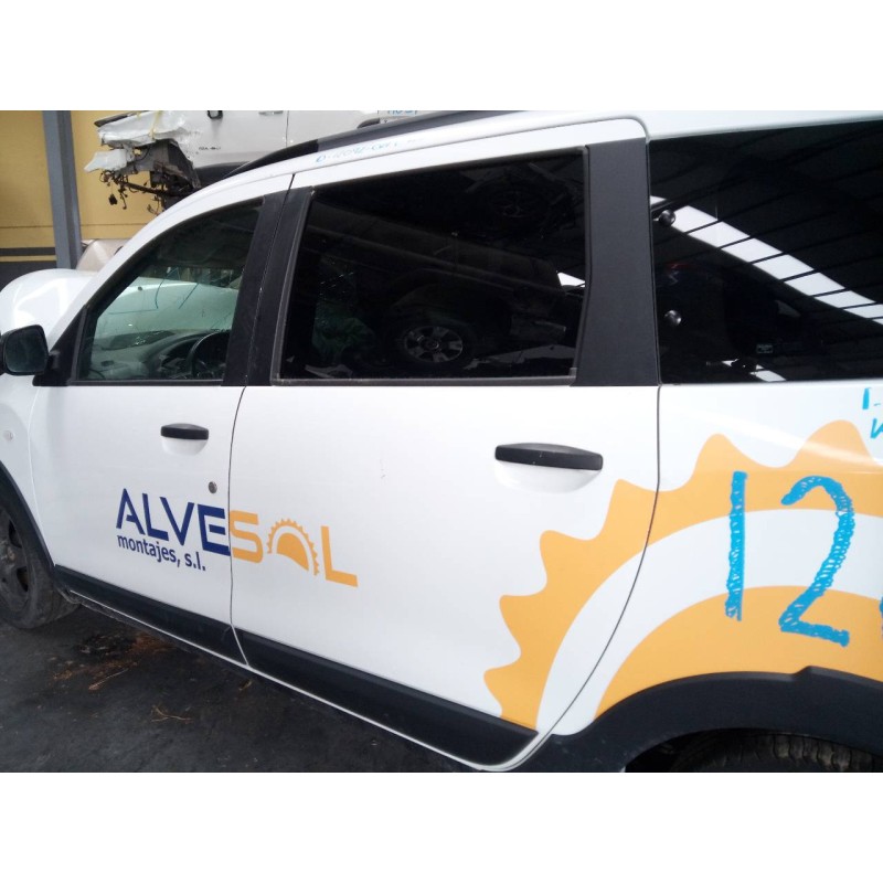 Recambio de puerta trasera izquierda para dacia lodgy stepway referencia OEM IAM   