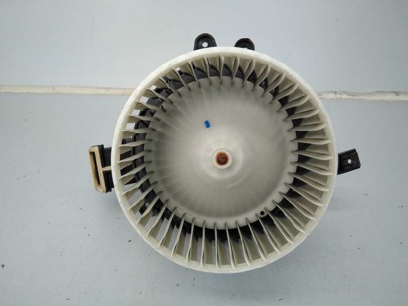 Recambio de ventilador calefaccion para fiat 500 l (330) pop star referencia OEM IAM 5U3830000 5R2230100 E2-B2-49-1